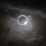 Un eclipse total solar es un fenómeno astronómico inusual que no ocurre con mucha frecuencia. (Foto Prensa Libre: NASA)

(Foto Prensa Libre: NASA) 