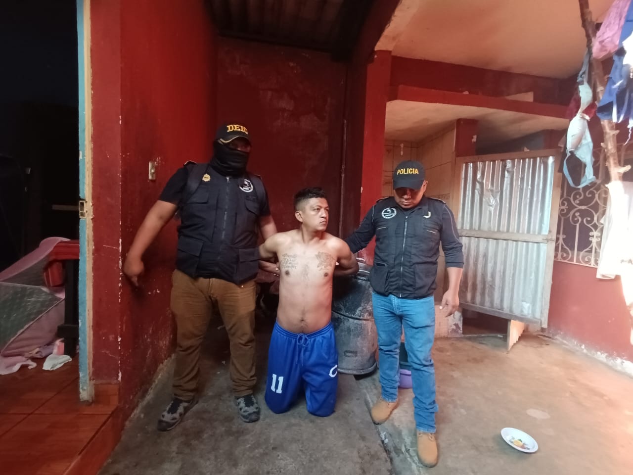 Señalado por masacre: capturan a sospechoso de crimen en Santa Rosa