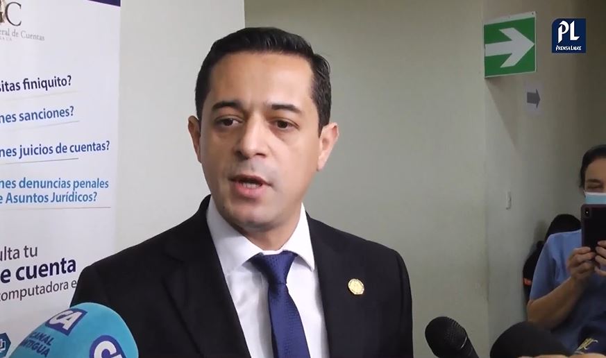 Juan Gerardo Guerrero presenta solicitud para que se hagan audiorías en MP, PGN y Finanzas por uso de dinero público para investigar a guatemaltecos en el exilio. (Foto Prensa Libre: Captura de video)