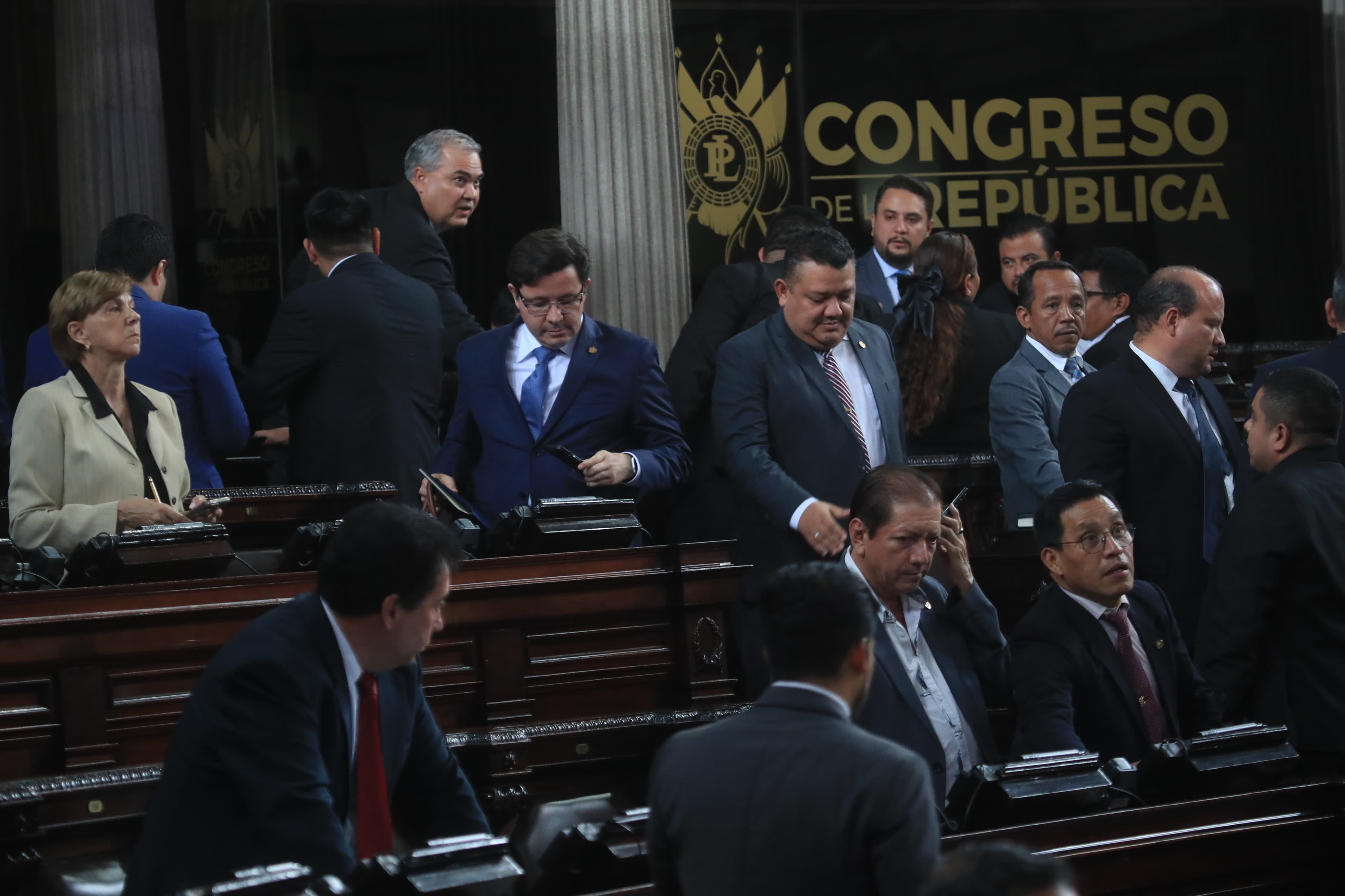 Por falta de votos diputados no aprueban ley de Competencia