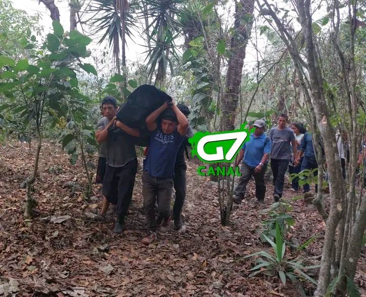 Hallan cuerpos baleados de una pareja en finca de San Lucas Tolimán