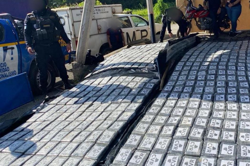 En lo que va del año las autoridades guatemaltecas han incautado más de 8 toneladas de cocaína. (Foto Prensa Libre: Hemeroteca PL).