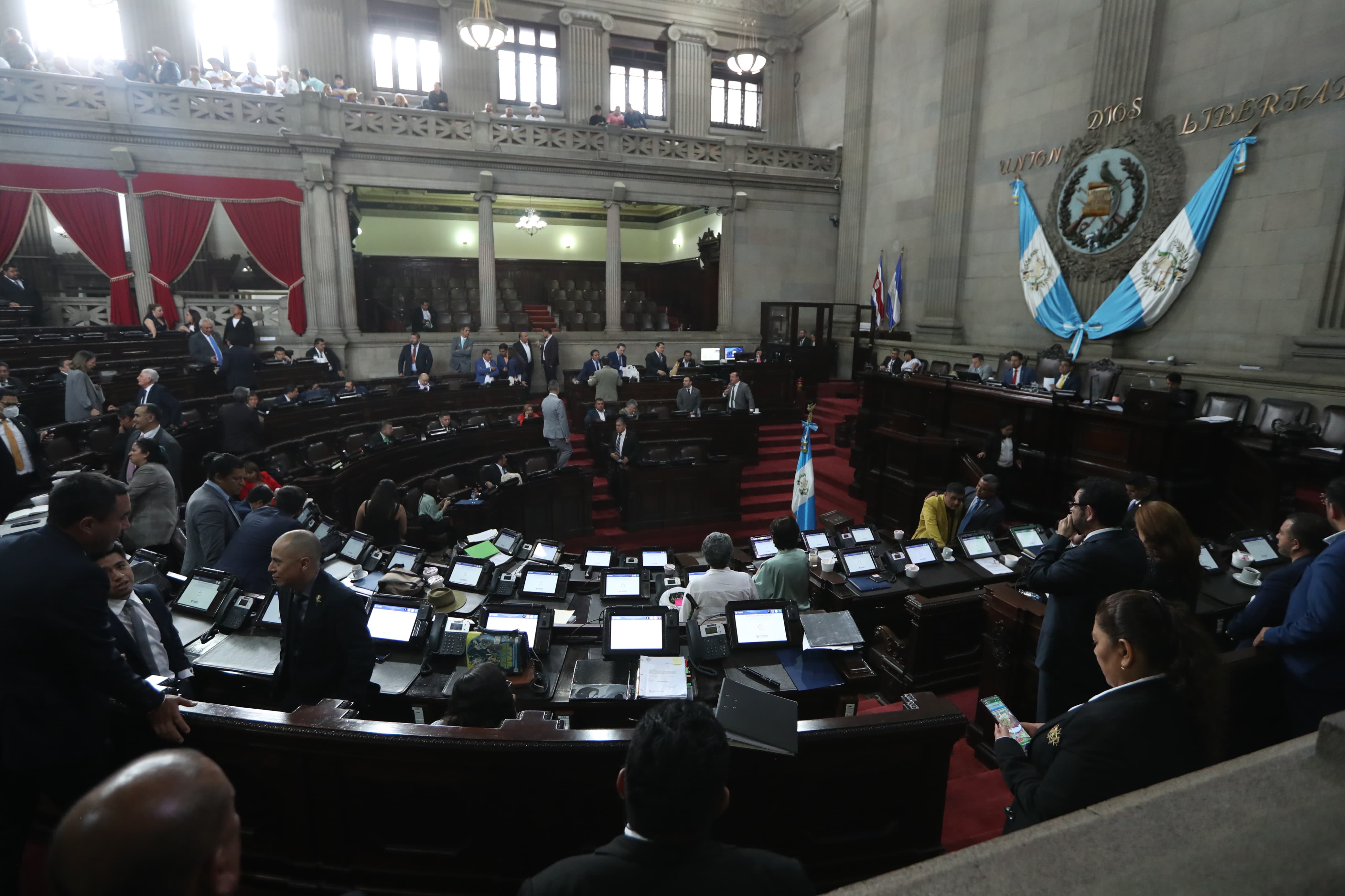 Comisión de Economía recibirá propuestas de enmiendas a la ley de competencia