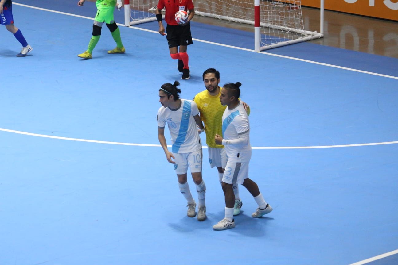 La Selección de futsal es líder del Grupo C.