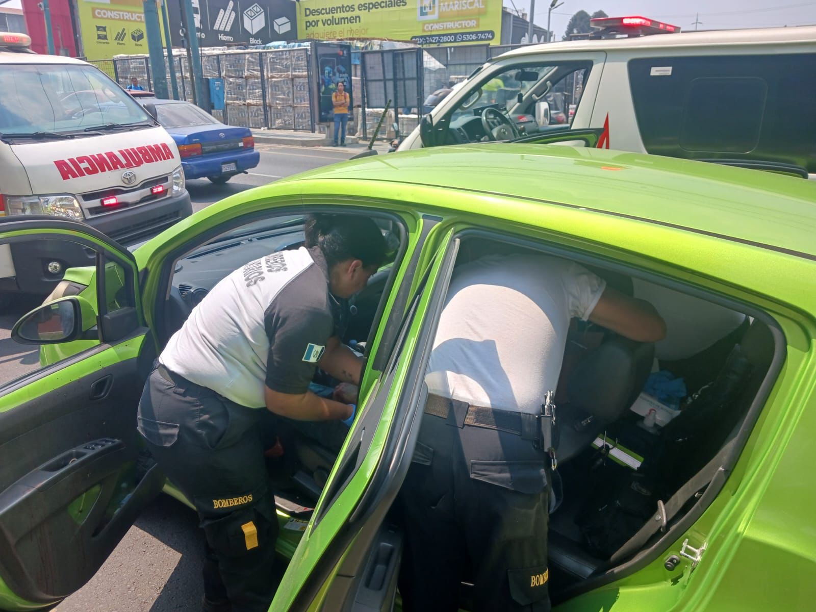 Conductor es herido de bala en la calzada Roosevelt
