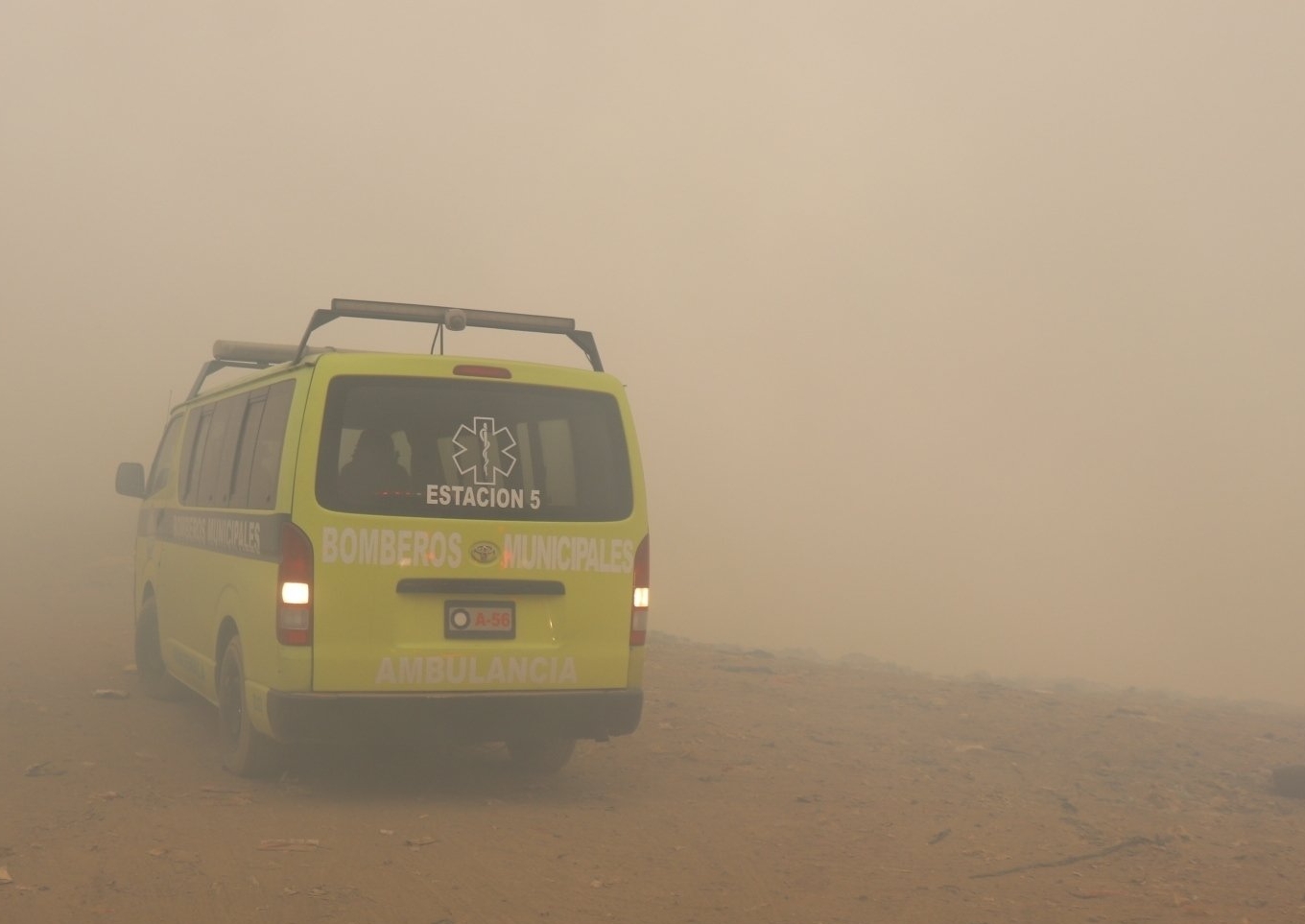 Anuncian suspensión de clases en Guatemala y Sacatepéquez por incendio en vertedero AMSA