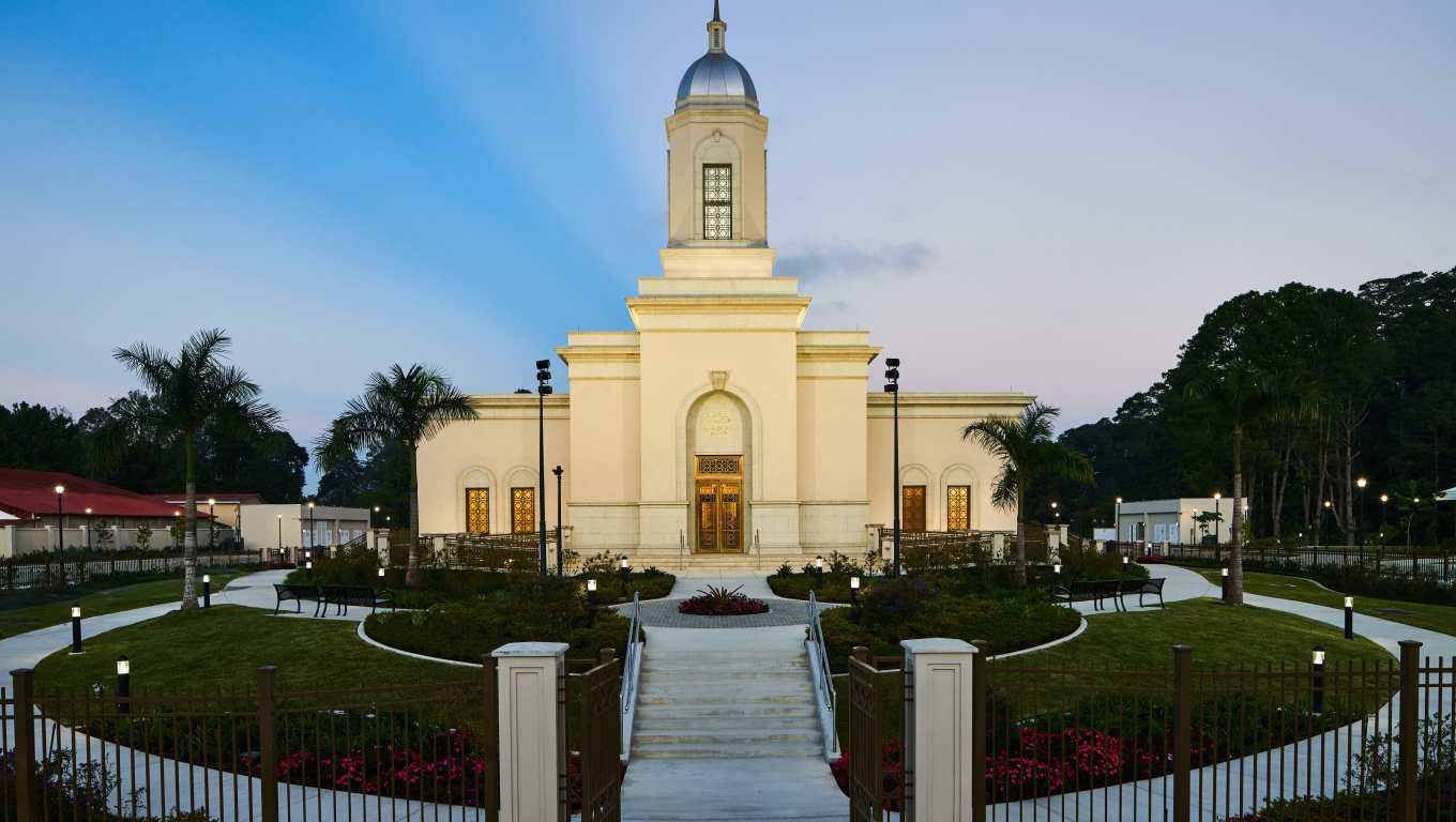 Así luce el exterior del Templo de Cobán, Alta Verapaz,  que tendrá puertas abiertas del 25 abril al 11 de mayo. (Foto Prensa Libre: Iglesia de Jesucristo de los Santos de los Últimos Días) 