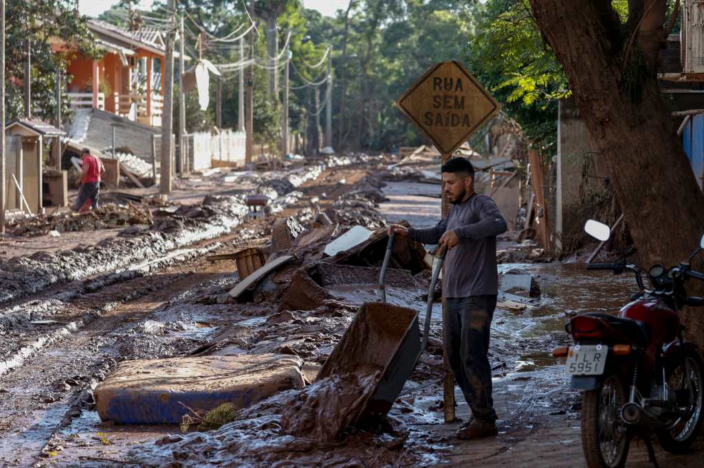 Brasil supera las 100 muertes por las inundaciones en la región sur del país