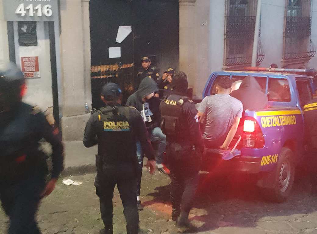 25 detenidos por intento de fuga
