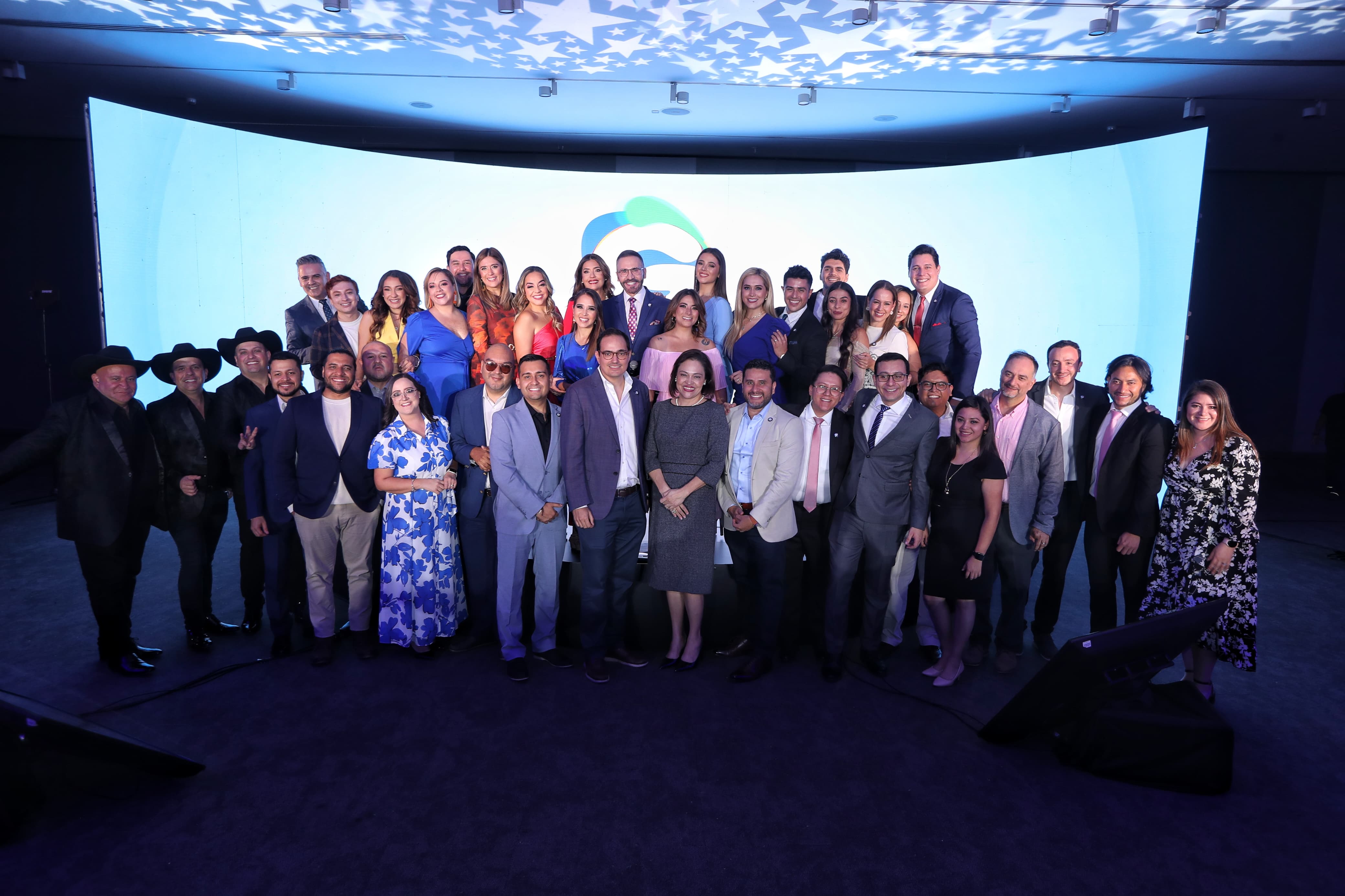 Guatevisión renueva imagen, lanza tres nuevos programas y así “enciende lo bueno”