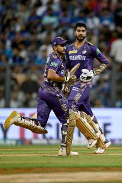 Kolkata Knight Riders' Manish Pandey and Venkatesh Iyer (R) run between the wickets during the Indian Premier League (IPL) Twenty20 cricket match between Mumbai Indians and Kolkata Knight Riders at the Wankhede Stadium in Mumbai on May 3, 2024. (Photo by INDRANIL MUKHERJEE / AFP) / -- IMAGE RESTRICTED TO EDITORIAL USE - STRICTLY NO COMMERCIAL USE --