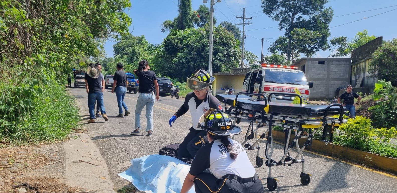 Un agente de la PNC murió en un ataque armado en la zona 2 de Colomba, Quetzaltenango. (Foto Prensa Libre: Lucero Sapalú)