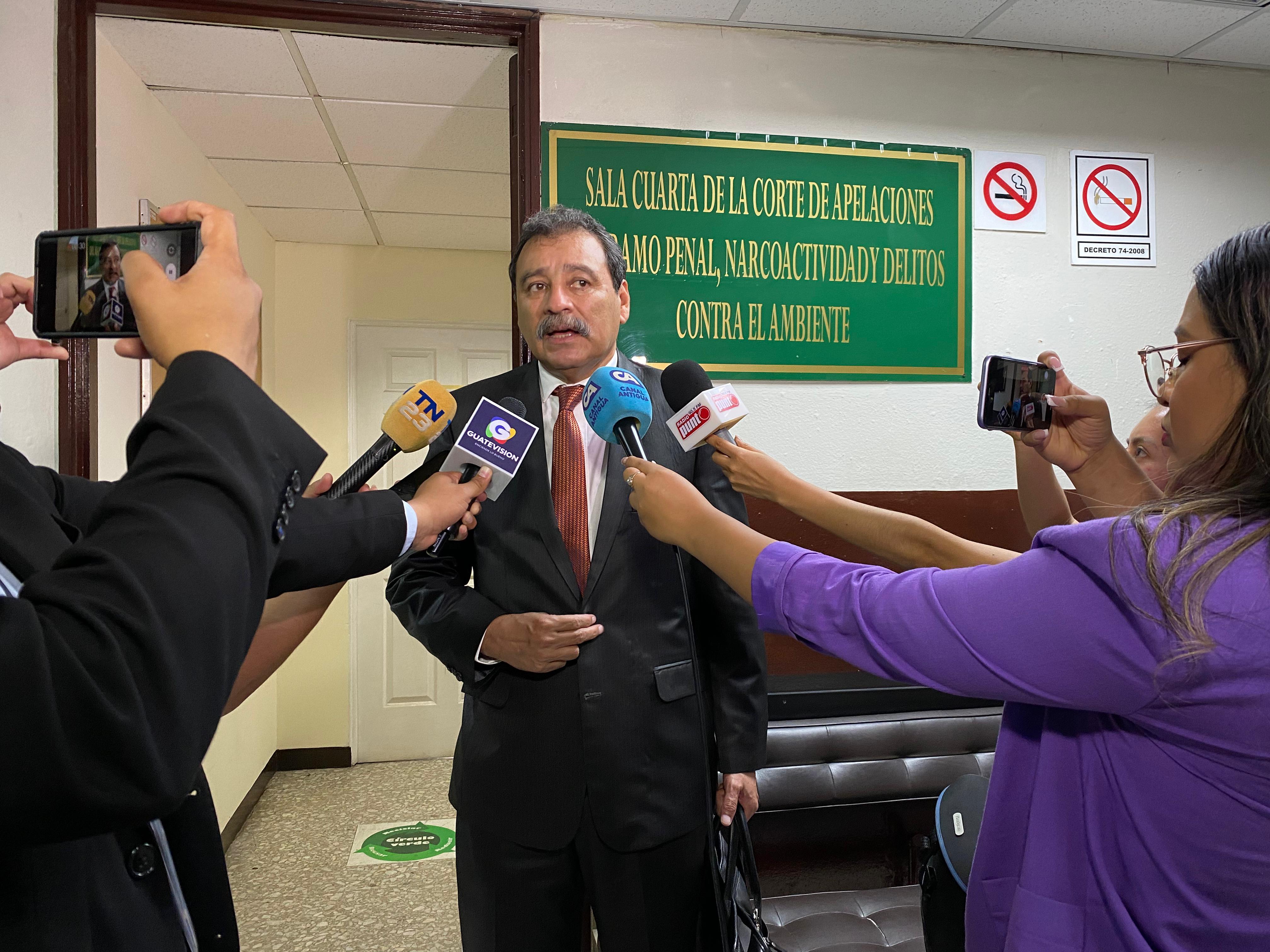 Magistrados del TSE se defienden en antejuicio por inscripción de Baldizón