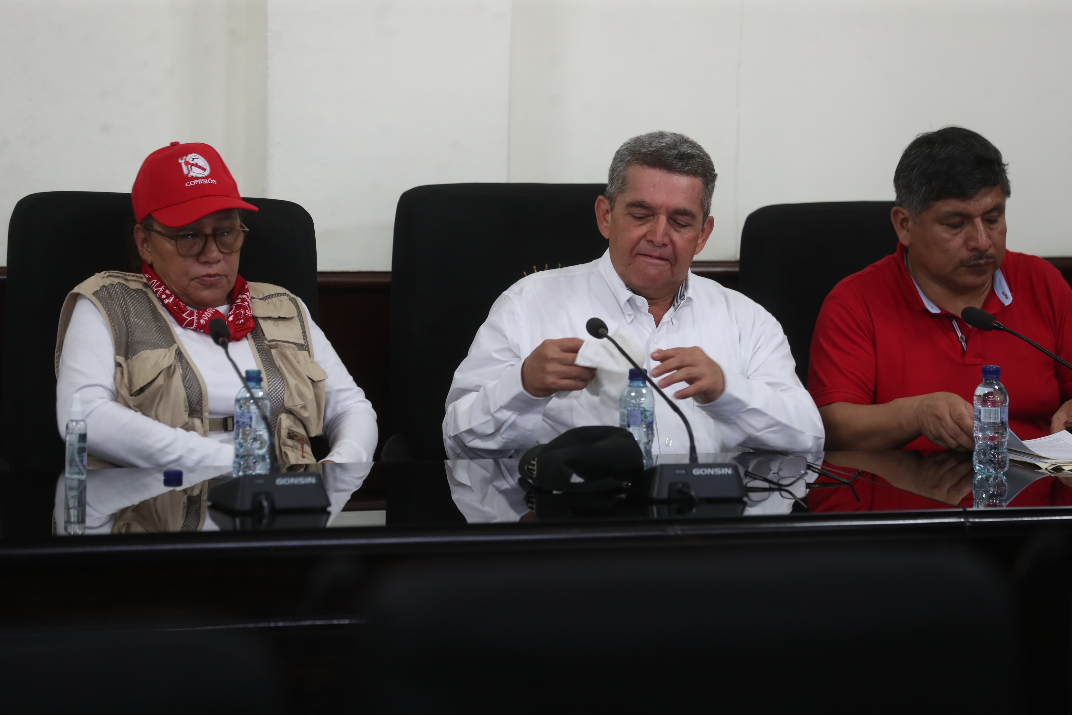 Desde Portillo hasta Arévalo: Joviel Acevedo desafía a los gobiernos al inicio de su mandato