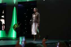 Cerca de una hora duró la pasarela de tendencias 2024 en Miraflores.  (Foto Prensa Libre: Álvaro González)