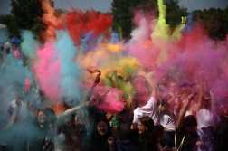 Krakow (Poland), 08/06/2024.- Young people take part in the 'Festival of Colors' in Krakow, southern Poland, 08 June 2024. The event refers to the traditional Holi Festival in India. (Polonia, Cracovia) EFE/EPA/Lukasz Gagulski POLAND OUT