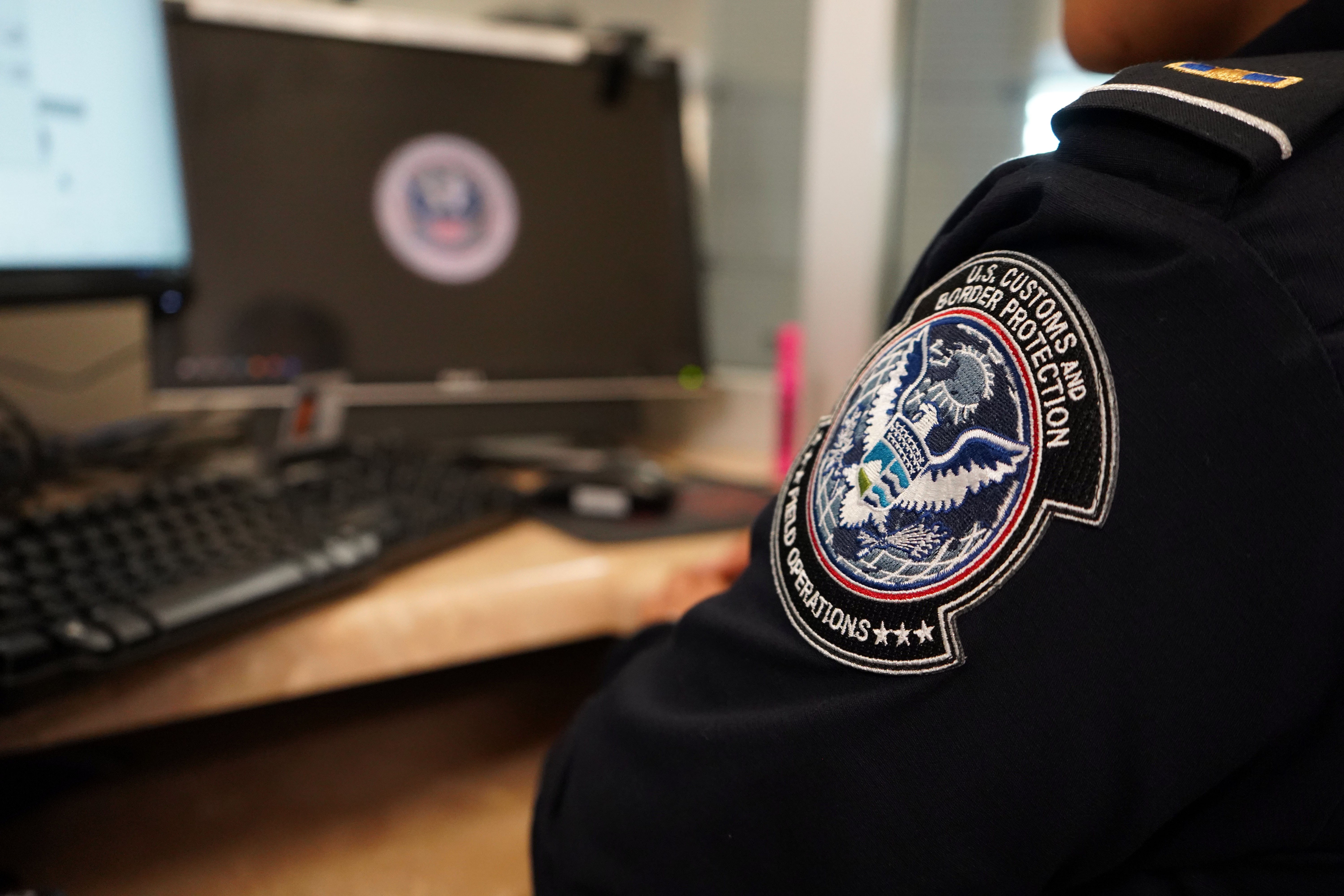 Qué es el CBP One en Estados Unidos, la aplicación que eliminó Trump