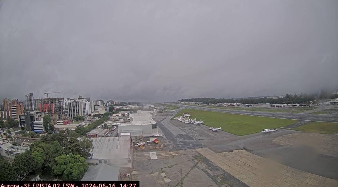 Aerolíneas desvían vuelos del aeropuerto La Aurora a causa de las lluvias en Guatemala