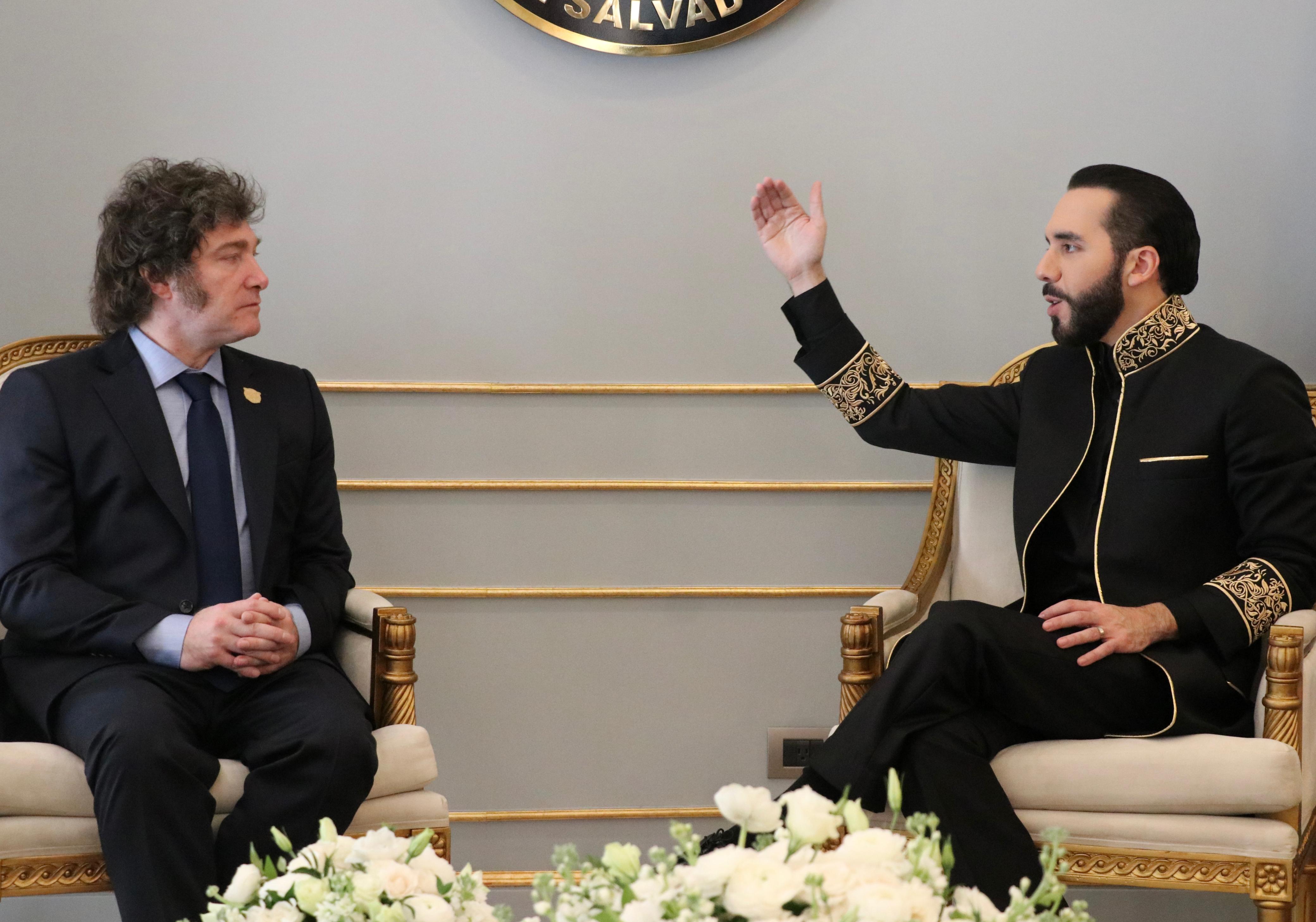 La reunión que Nayib Bukele tuvo con Javier Milei tras su investidura presidencial en El Salvador