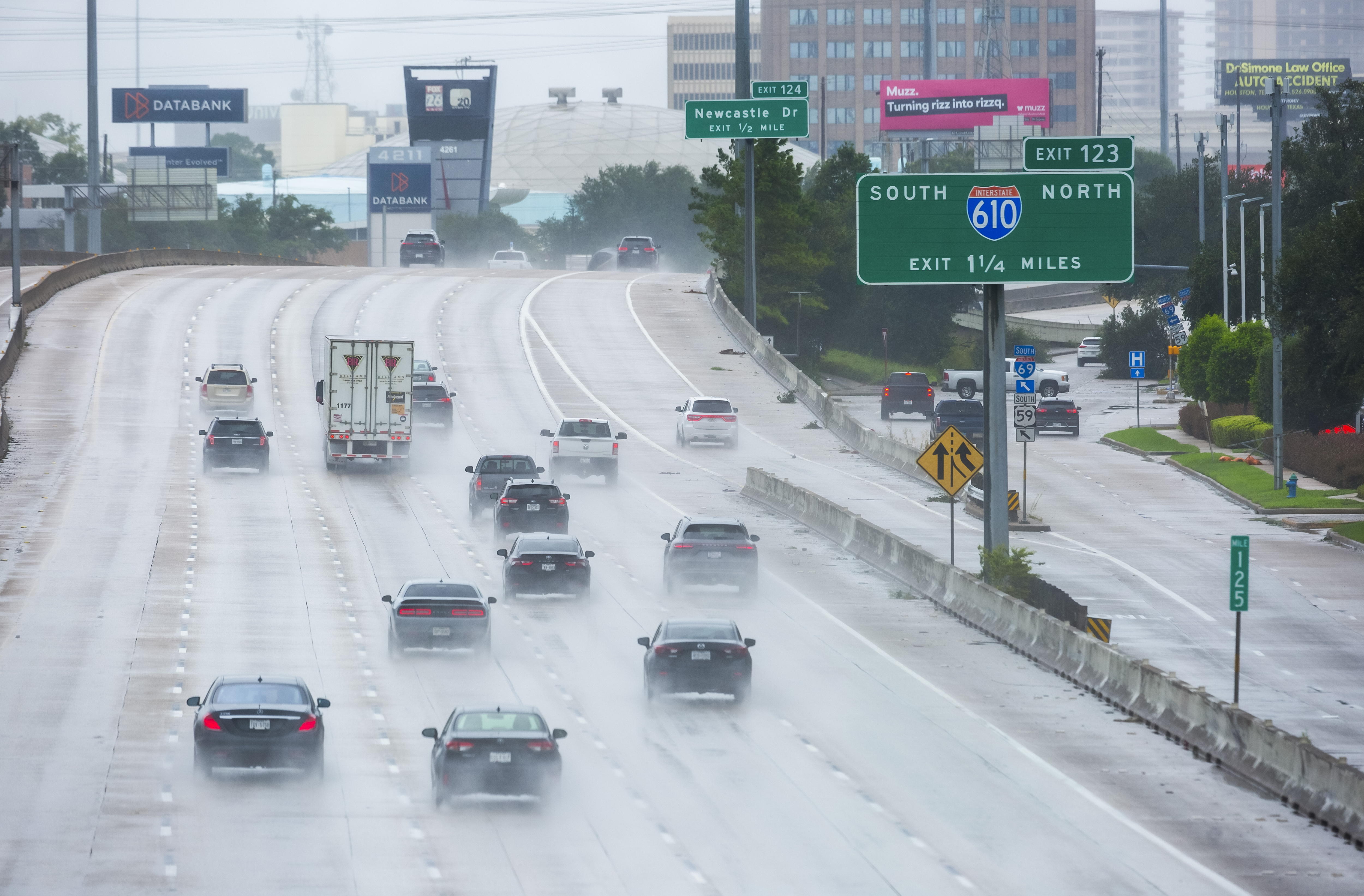 Tormenta tropical Arthur amenaza con inundaciones peligrosas en Texas y otros estados de EE. UU.