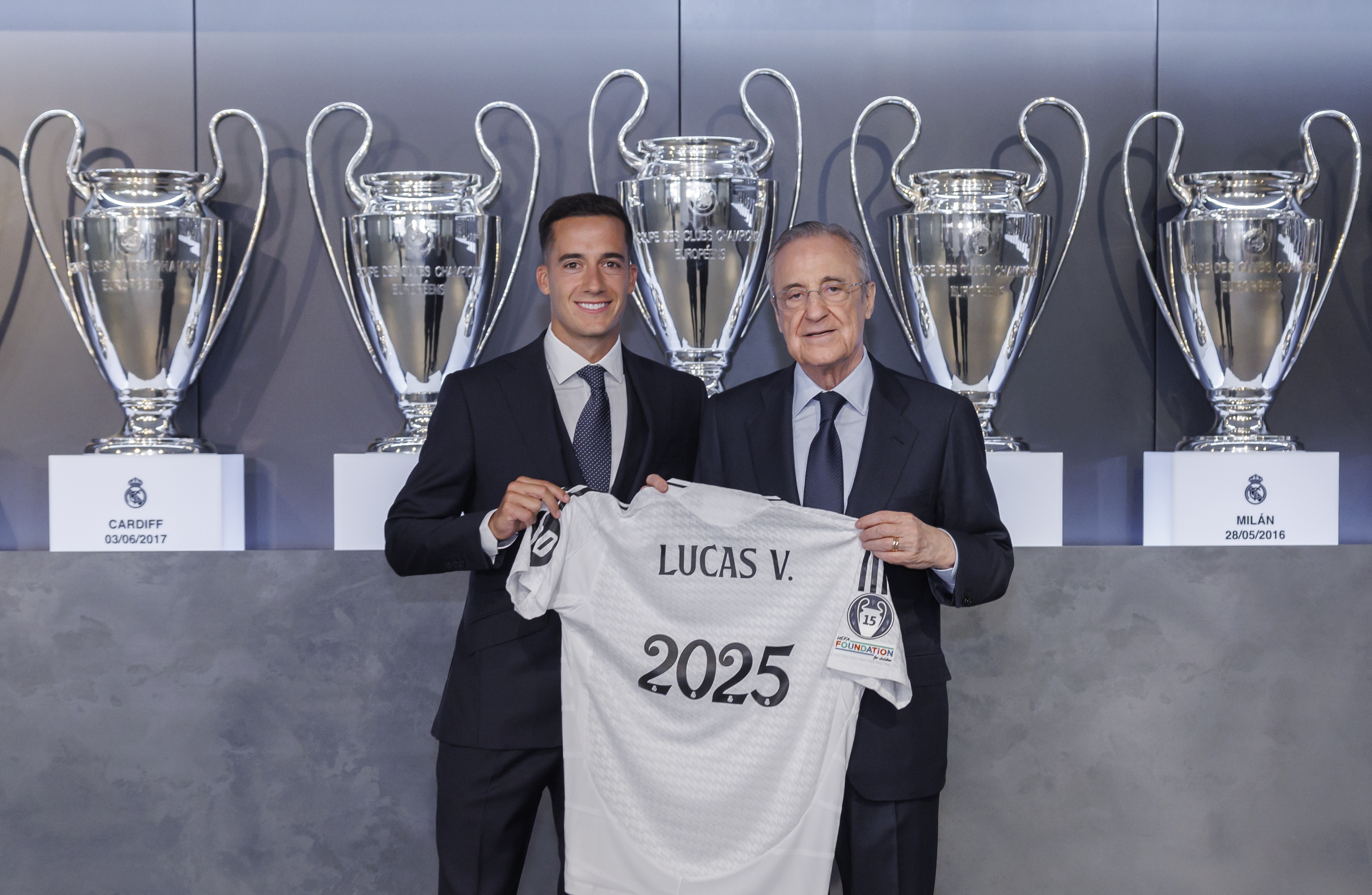 Lucas Vázquez cumplirá 10 años en el Real Madrid tras renovar hasta 2025