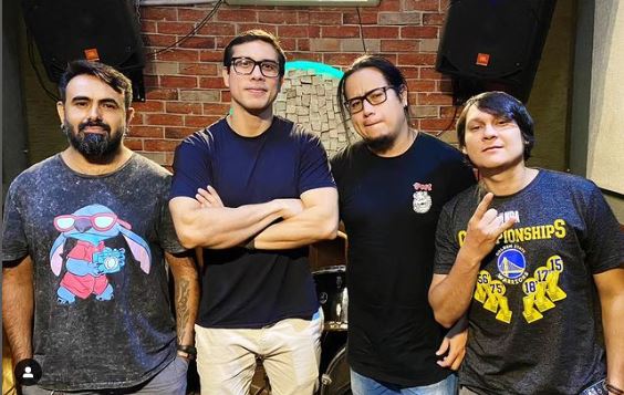 Ayres Sasaki, el cantante brasileño que murió electrocutado en un concierto