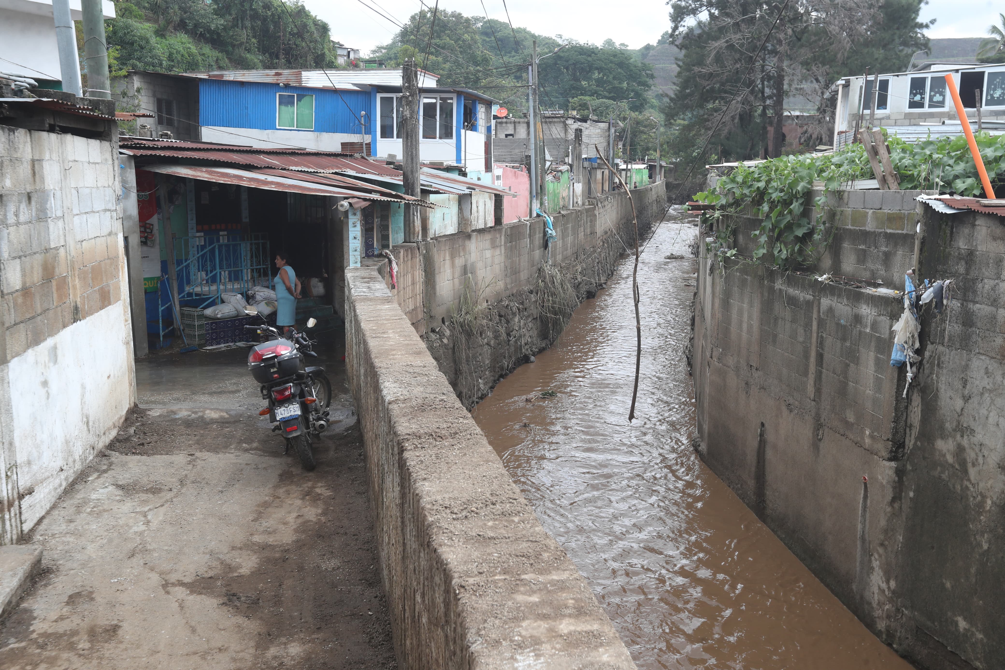 Lluvias en Guatemala de este 8 de junio se asocian al paso de onda del este