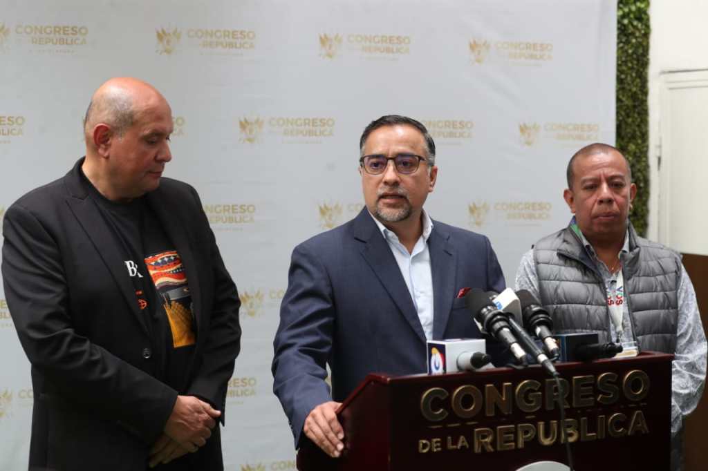 diputados de la bancada VOS