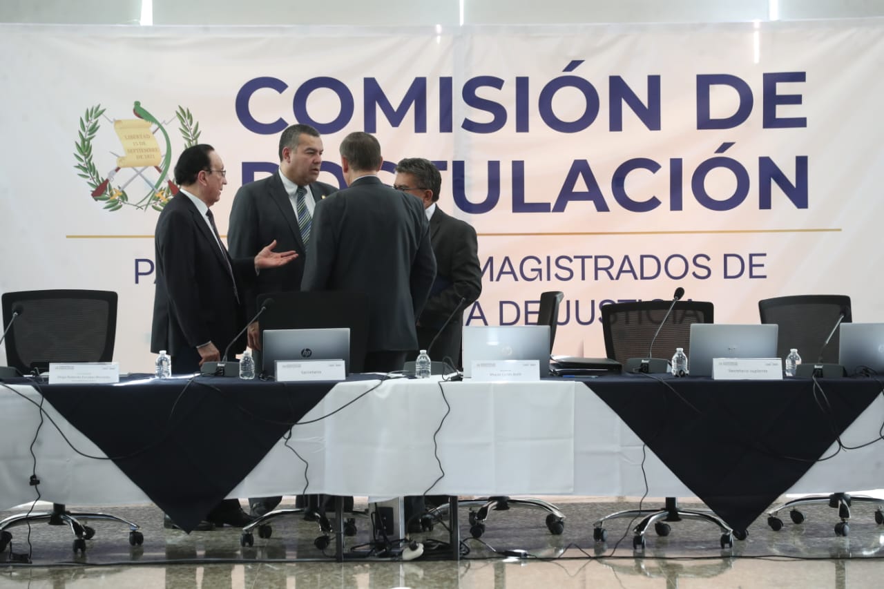 Comisión de Postulación para CSJ suspende su primera reunión de trabajo