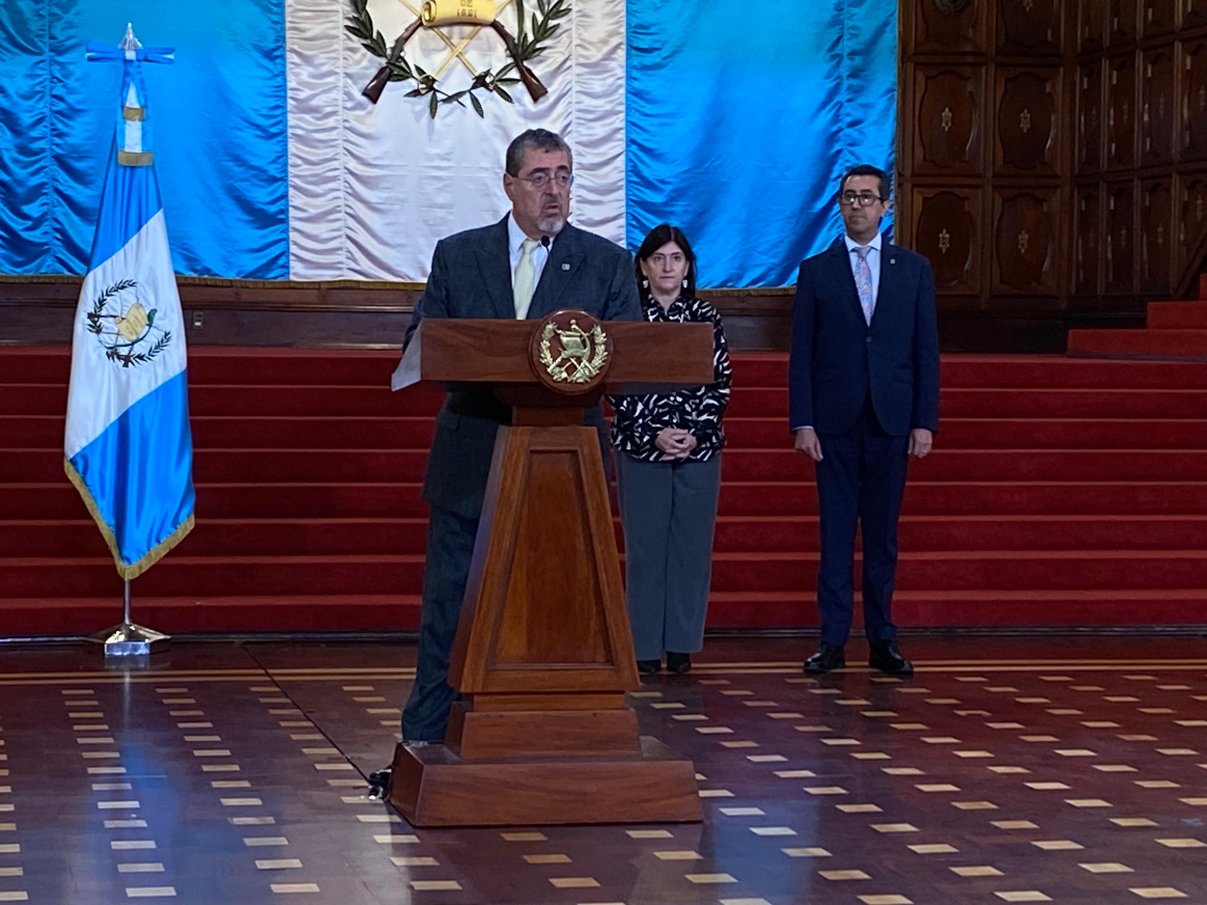Arévalo justifica mecanismo de pago a empresas contratistas del CIV por el que ahora es denunciado