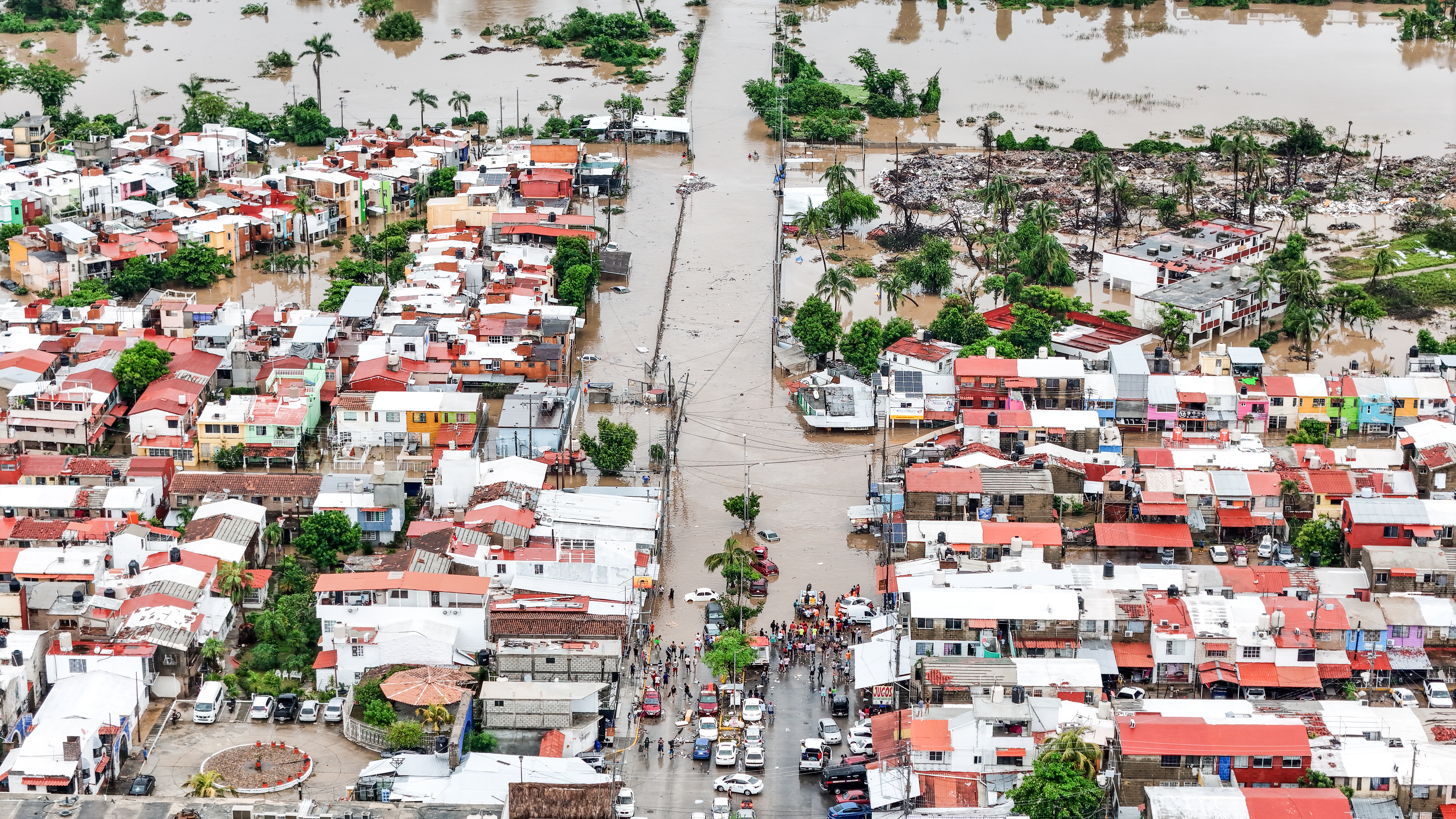 Deslaves, inundaciones y 22 muertos deja el huracán John en el sur de México