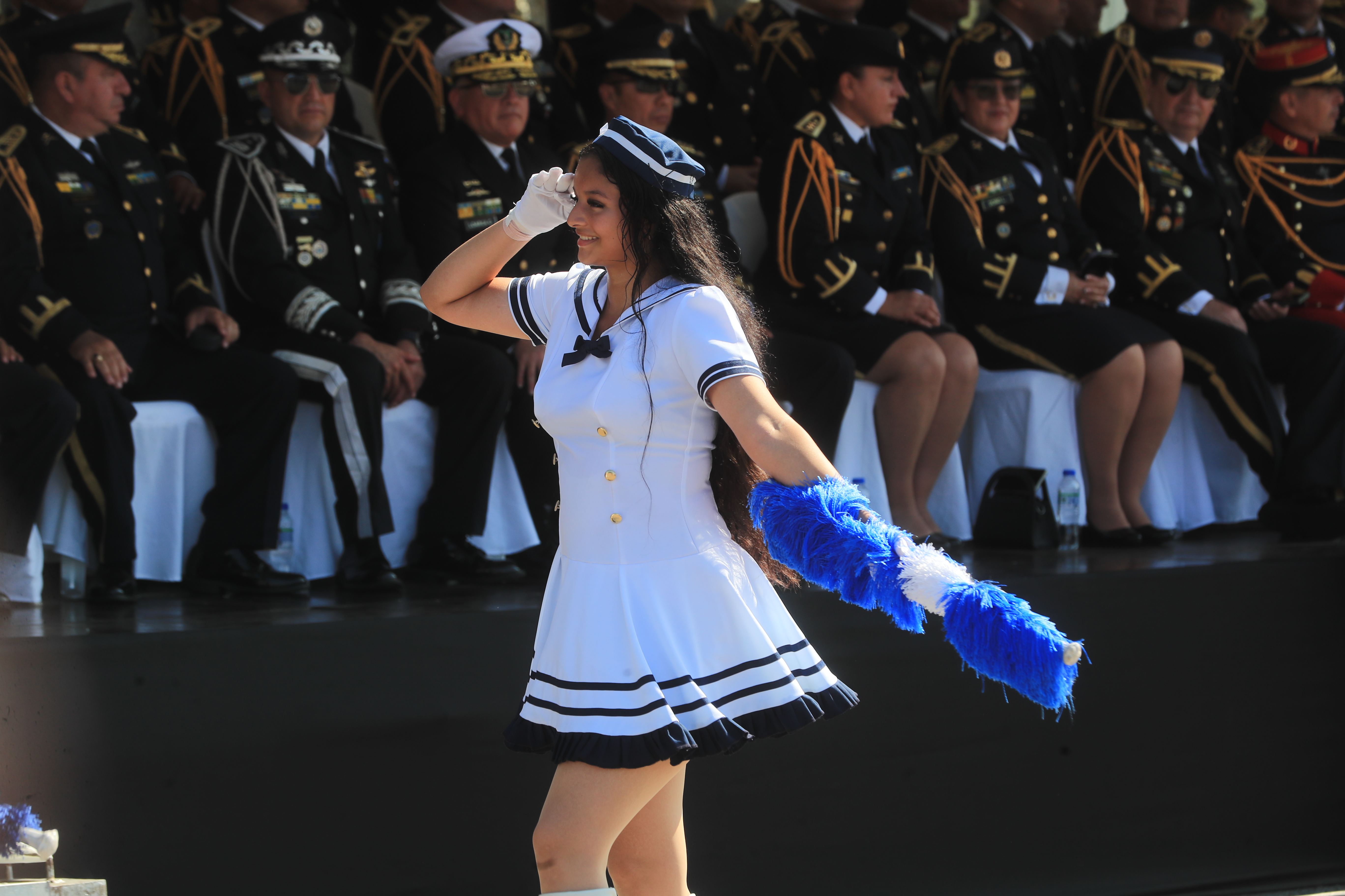 Batonistas desfilan con algarabía este 15 de septiembre. 

Fotografía Prensa Libre: Oscar Vásquez Mijangos