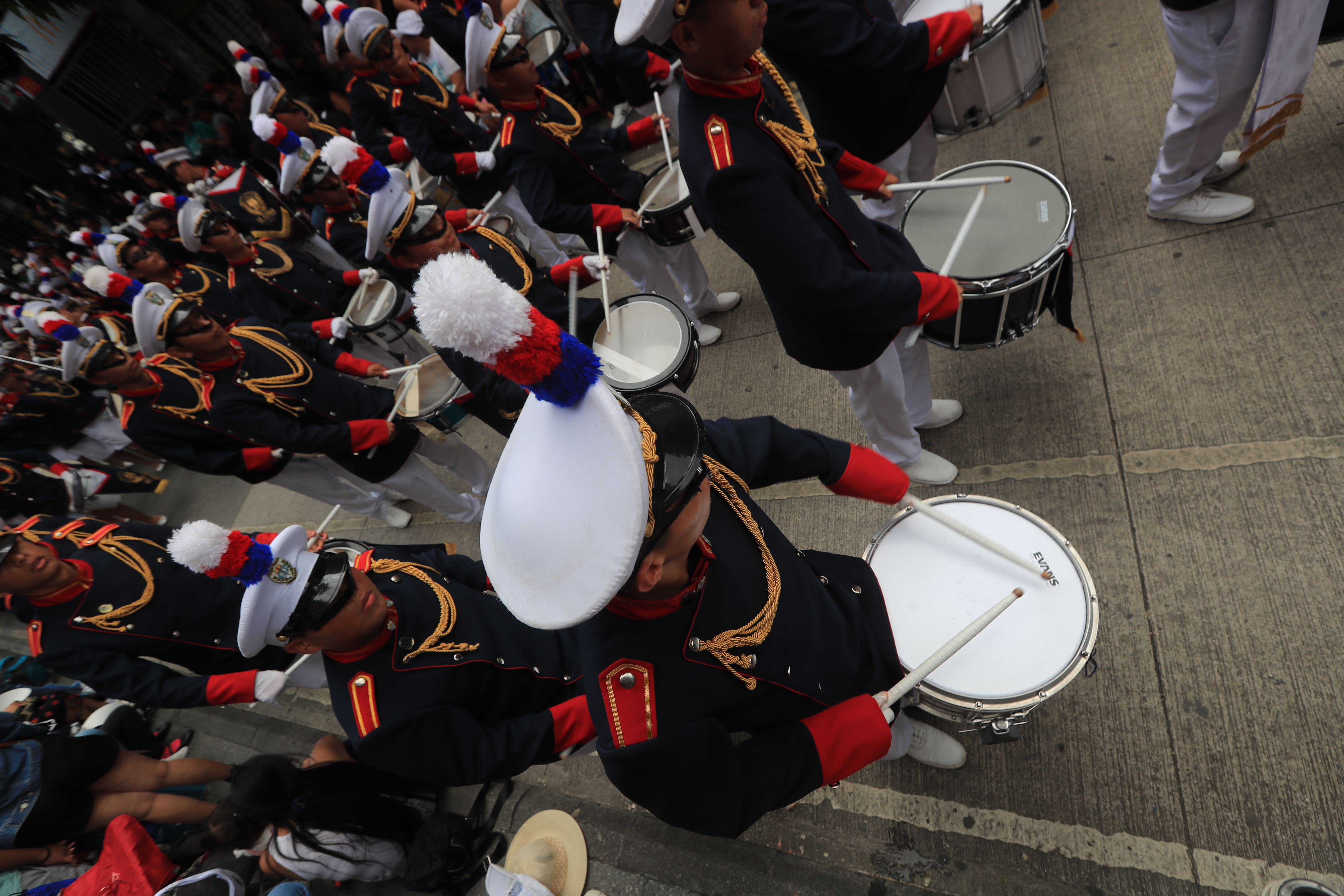 Estudiantes ejecutan sus instrumentos con alegría durante el desfile del 15 de septiembre.

Fotografía Prensa Libre: Oscar Vásquez Mijangos
