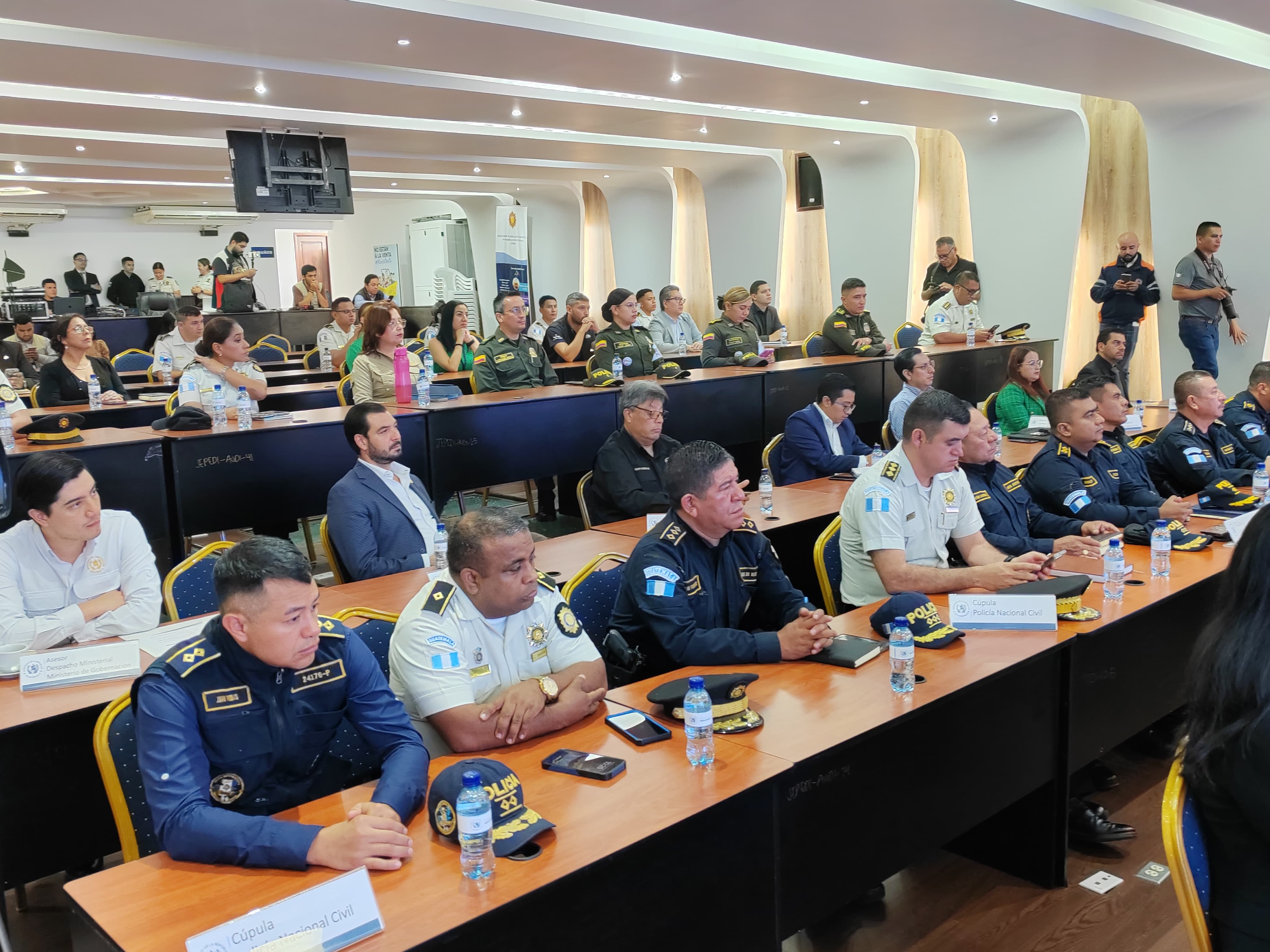 Mingob habilita sistema para procesar denuncias ciudadanas y evaluar a la PNC