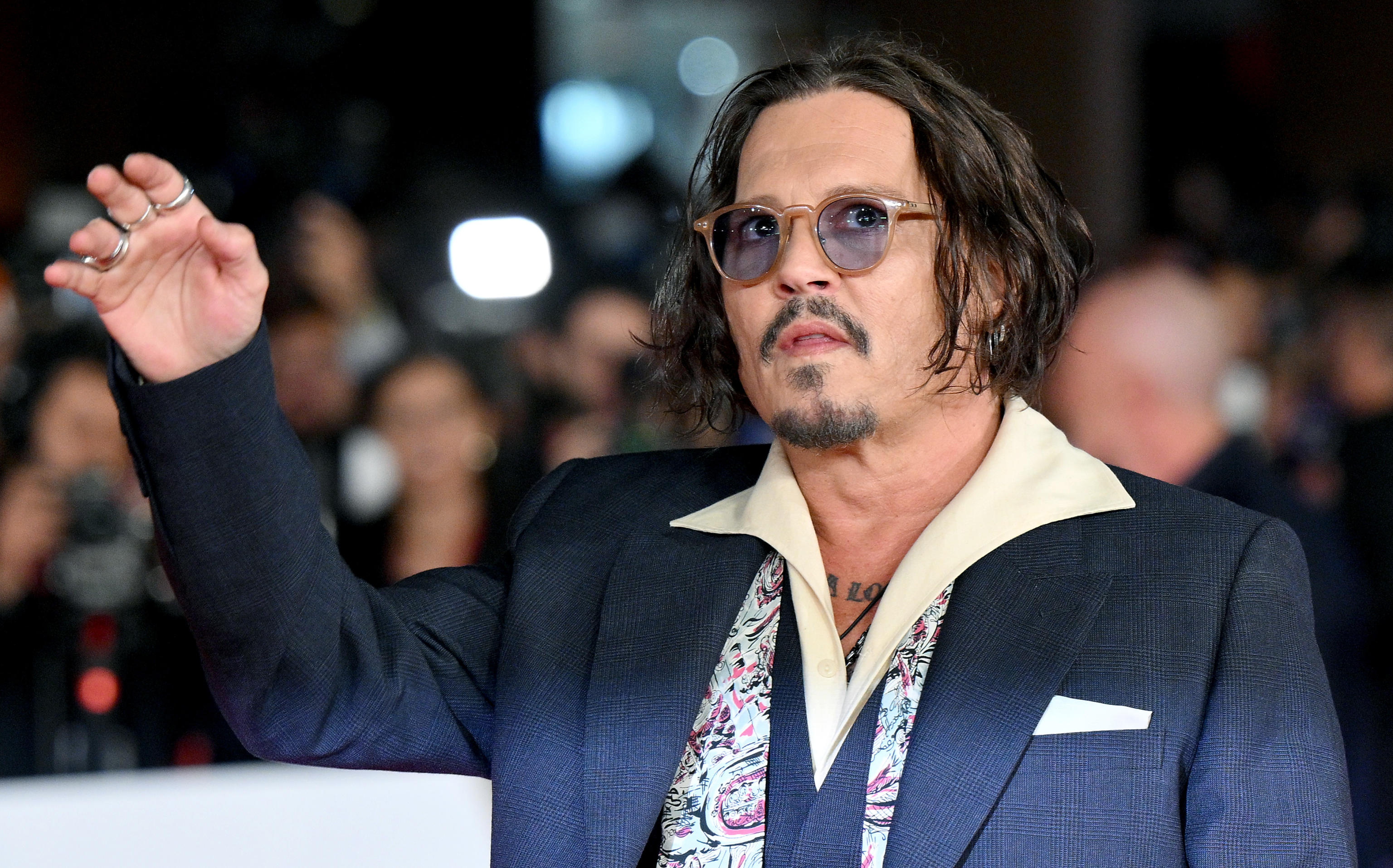 “Ebenezer: Los fantasmas de Navidad”: Johnny Depp sorprende con su transformación para la adaptación del clásico de Charles Dickens