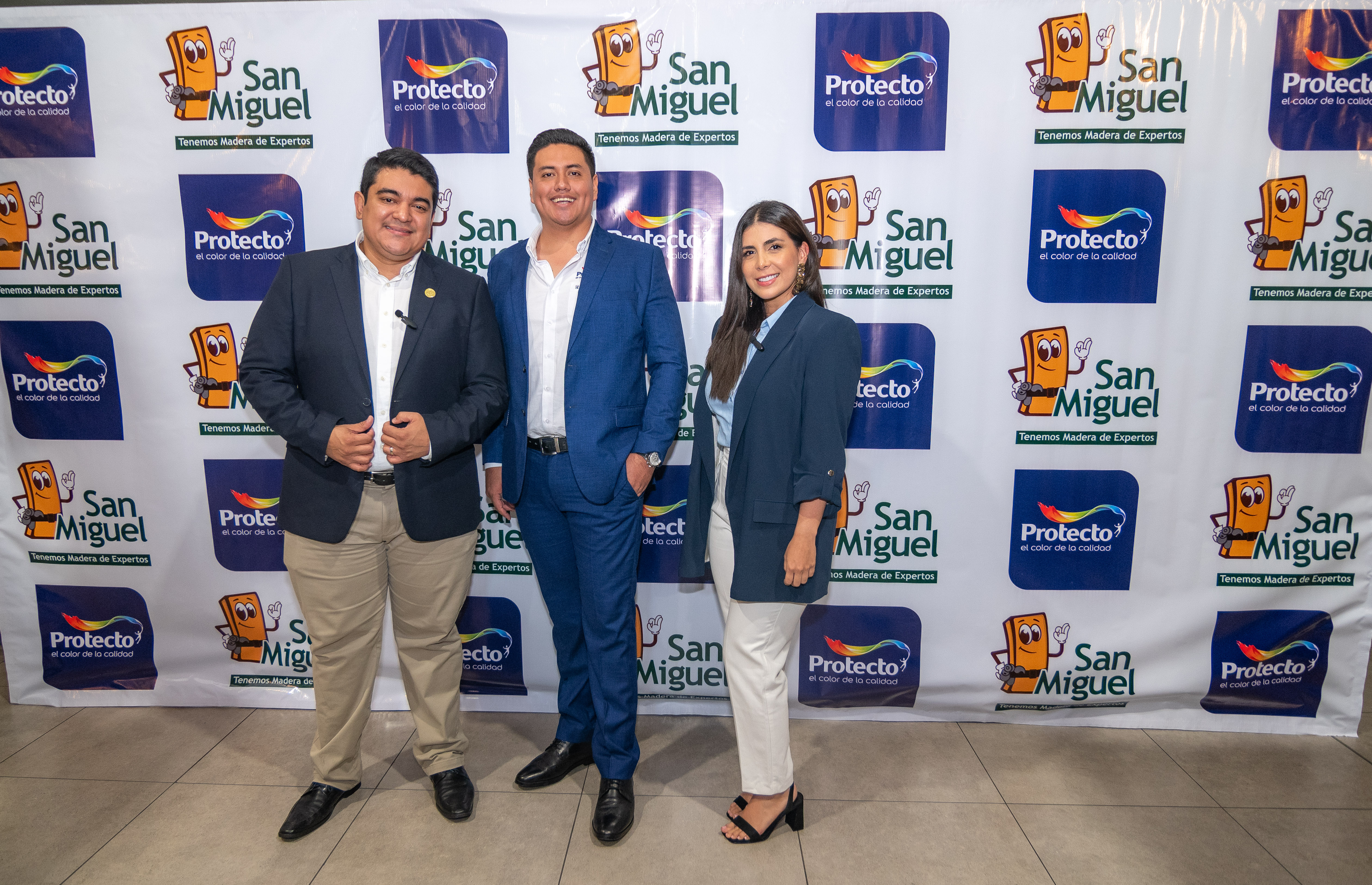 Todo que necesita en una sola visita desde madera hasta pintura