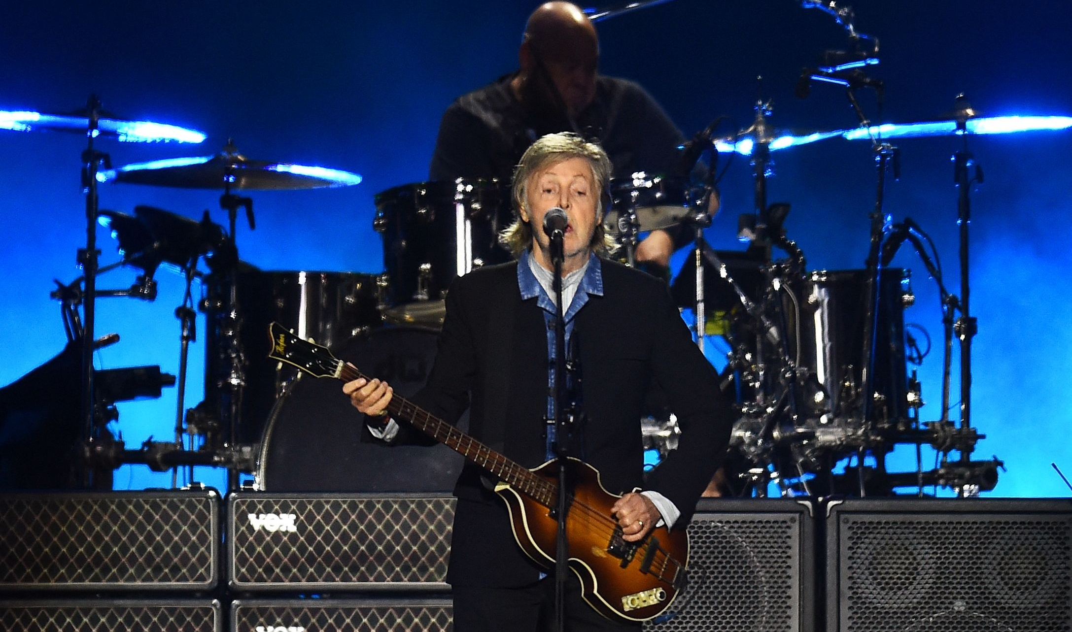 Guitarras de Paul McCartney retenidas en aduana de Londres por restricciones ambientales