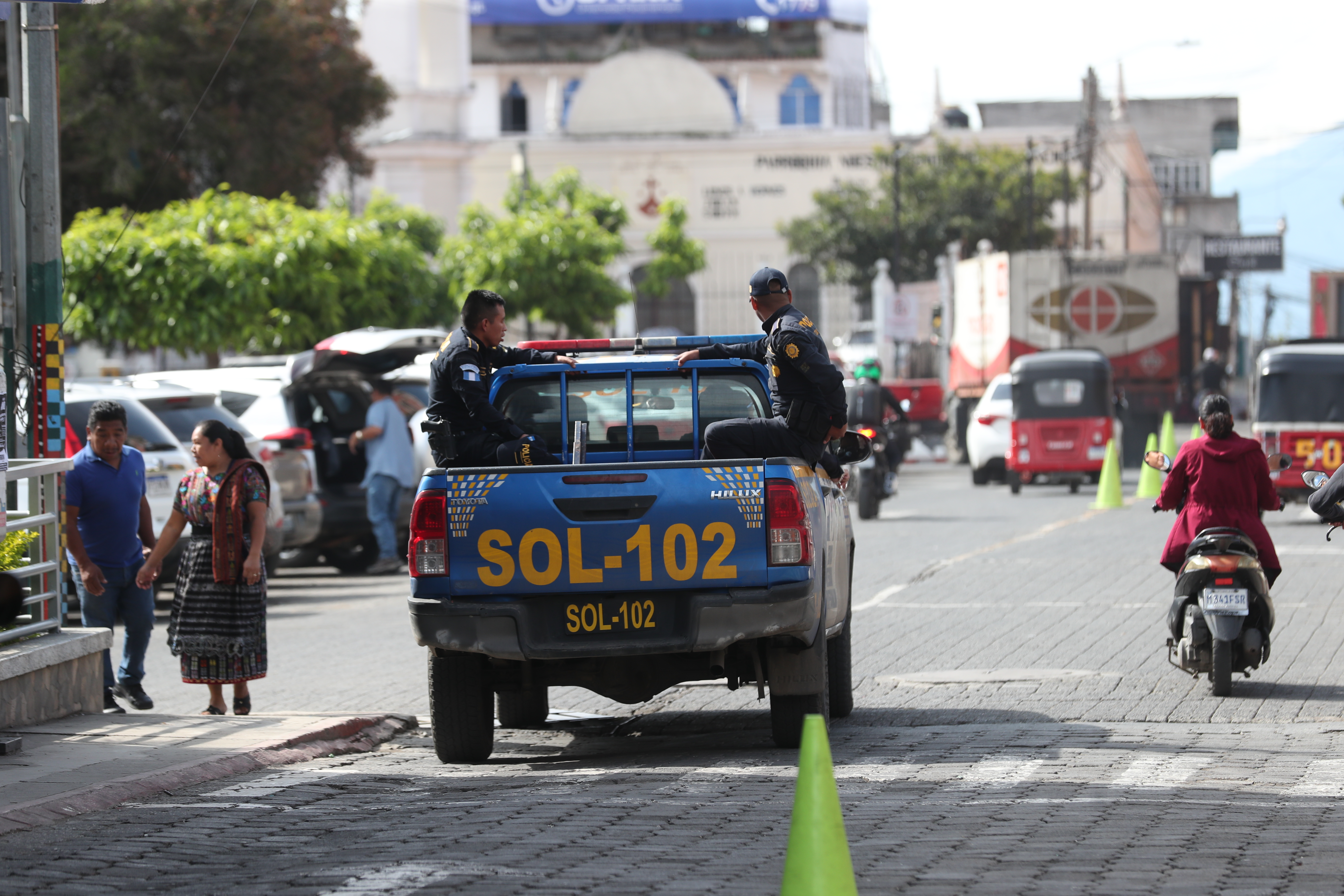 Mingob ha gastado Q88.9 millones en chalecos y uniformes