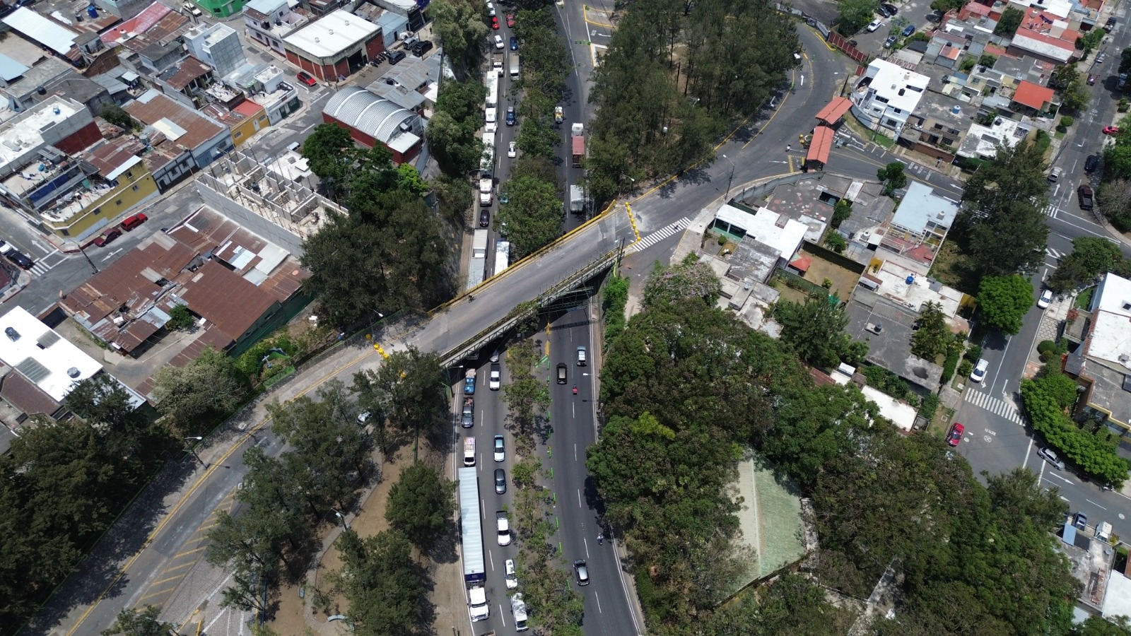 Cierre en el Periférico: conozca las rutas alternas por desmontaje de puente Adolfo Mijangos