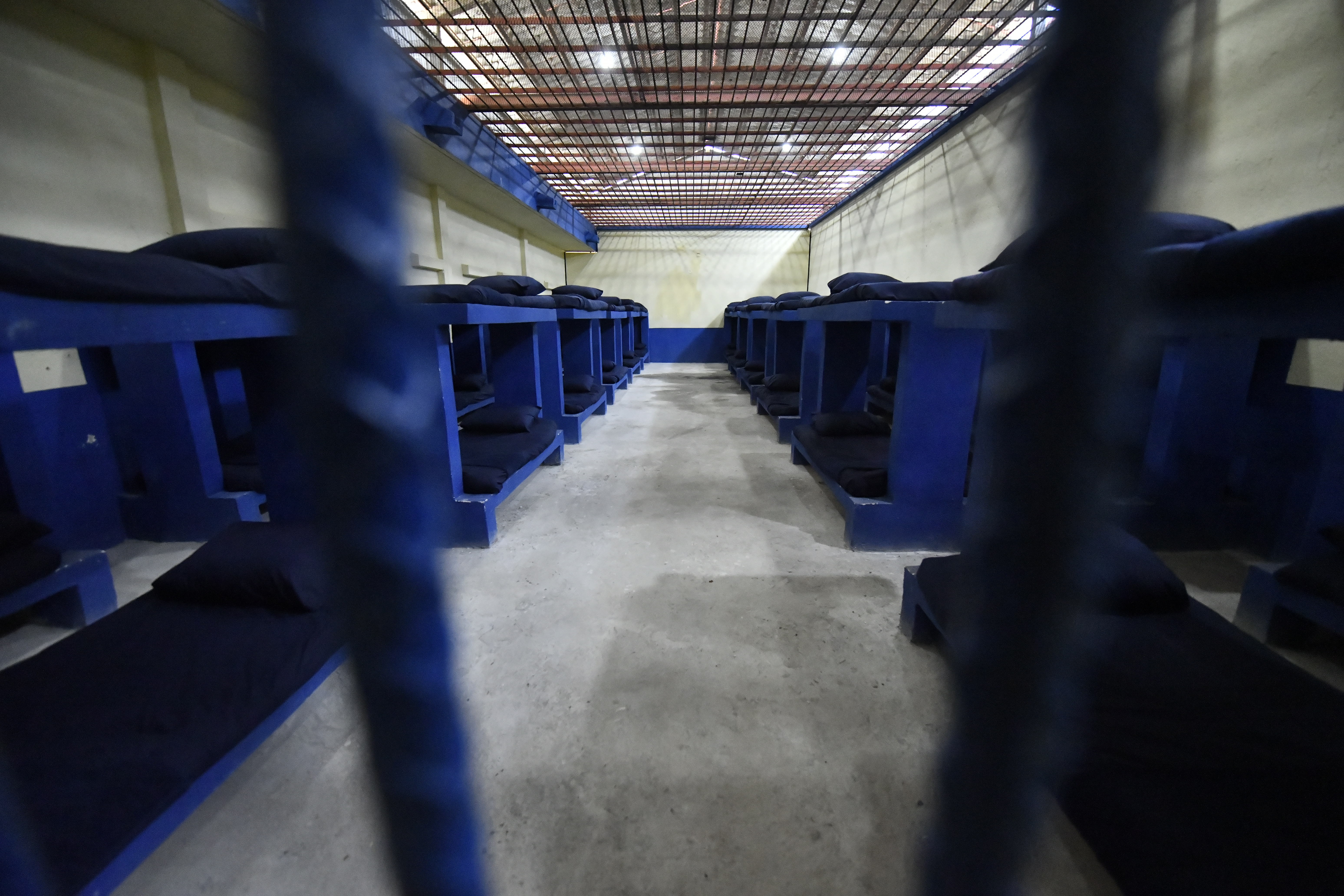 Condenan a 19 miembros del Barrio 18 hasta con 12 años de prisión por extorsiones