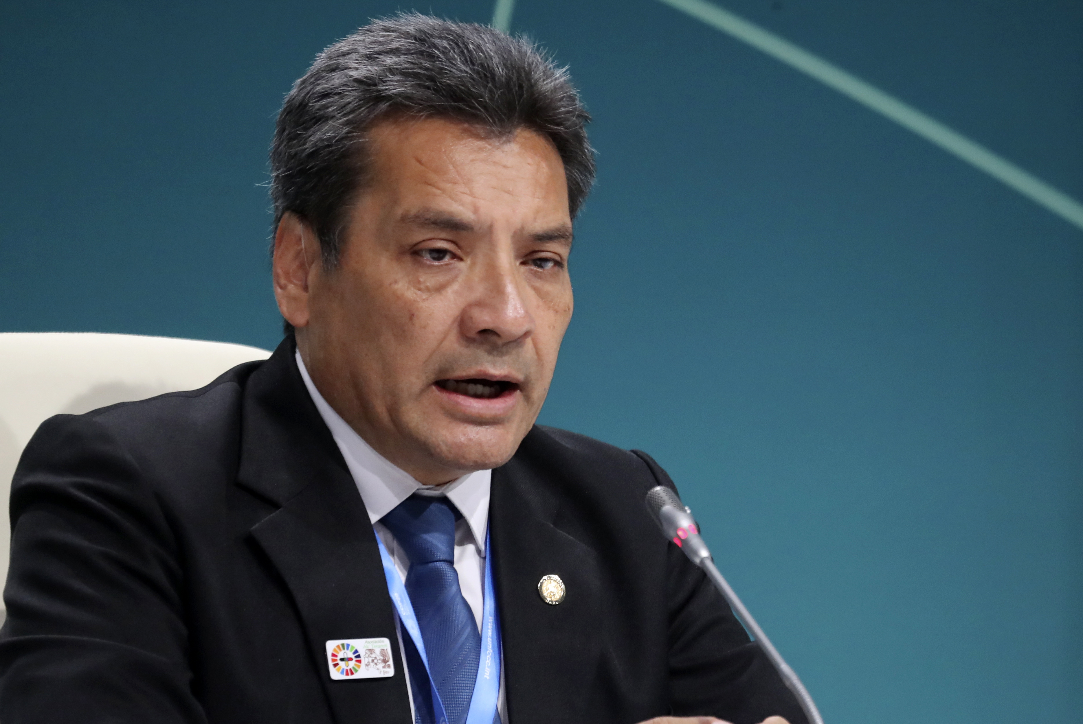 El viceministro de Recursos Naturales y Cambio Climático, Edwin Castellanos. (Foto Prensa Libre: EFE/EPA/IGOR KOVALENKO/Archivo). 
