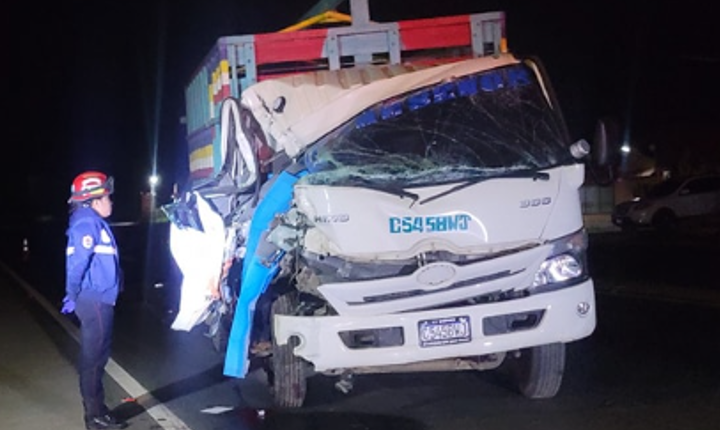 Dos personas pierden la vida en accidentes de camión y motocicleta en la ruta Interamericana