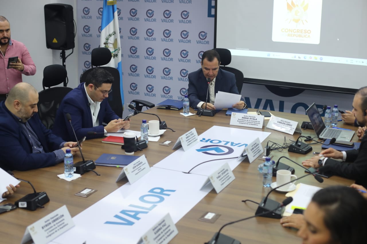 Ley de competencia será conocida en el pleno del Congreso en su primer debate