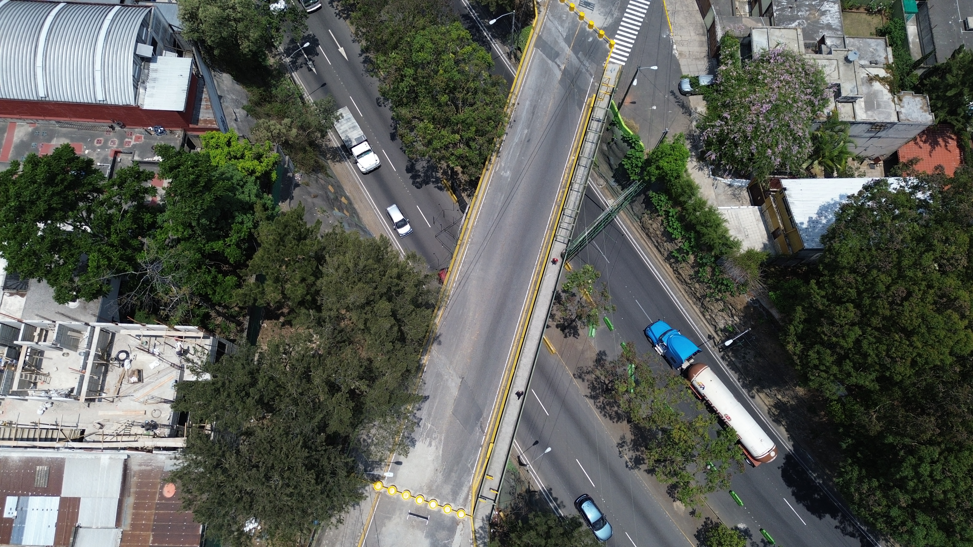 Estas son las rutas alternas que da la PMT por trabajos en el puente Adolfo Mijangos y Periférico