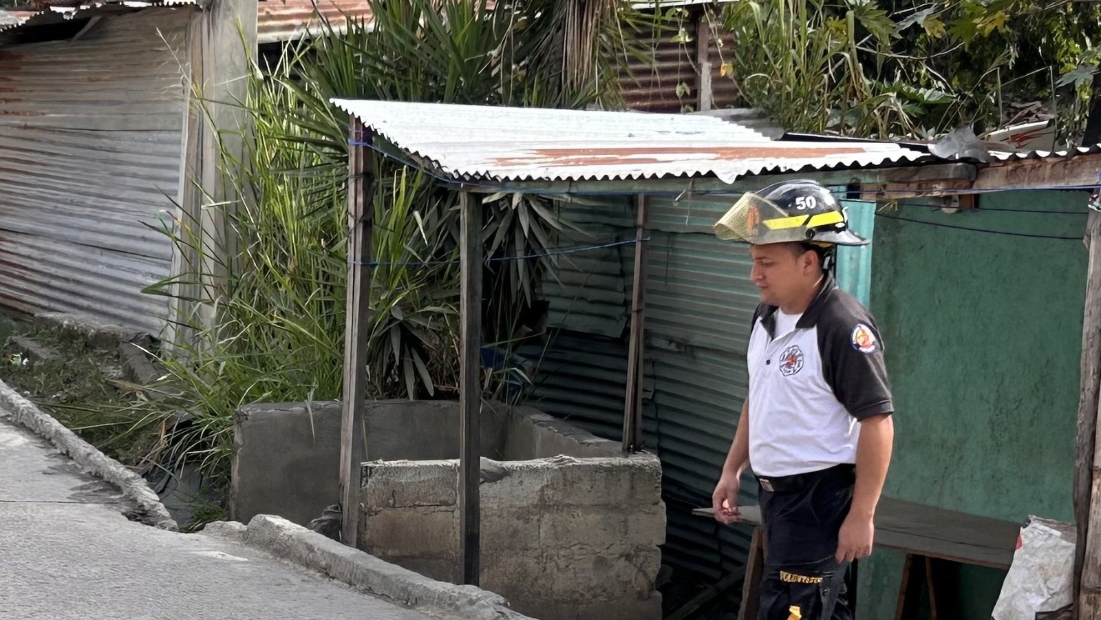 Disparan en la cabeza a motorista cuando conducía en la zona 18 y le causan la muerte