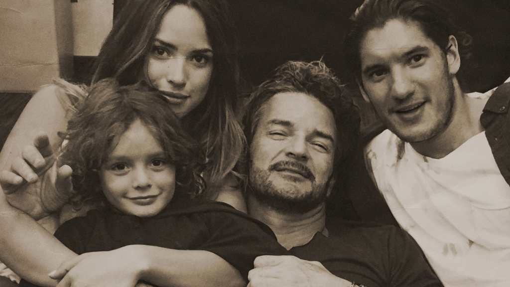 Ricardo Arjona y sus hijos
