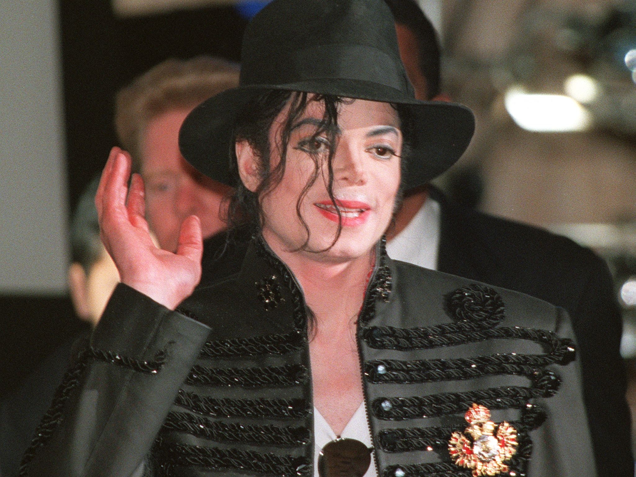 Nuevas acusaciones contra Michael Jackson salen a la luz tras éxito de su película