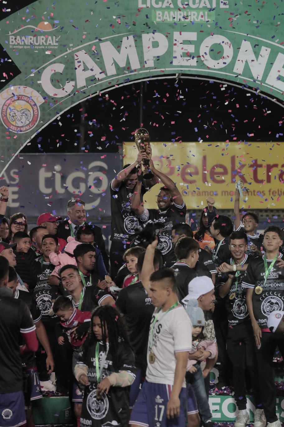 El júbilo de Xelajú reflejado.