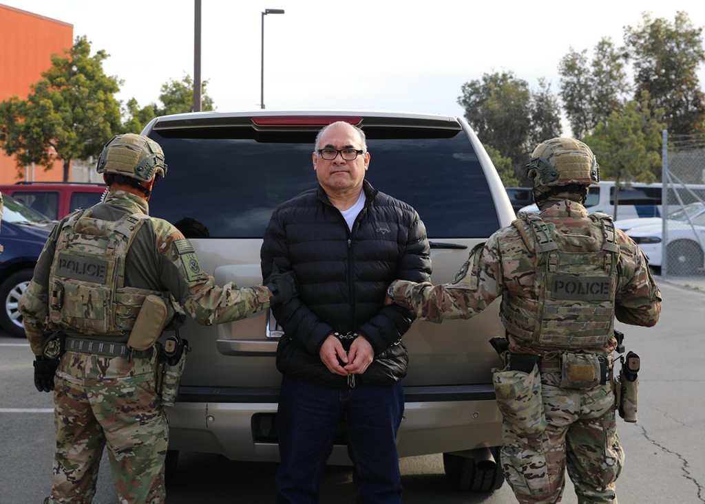 Deportan a Osiel Cárdenas Guillén