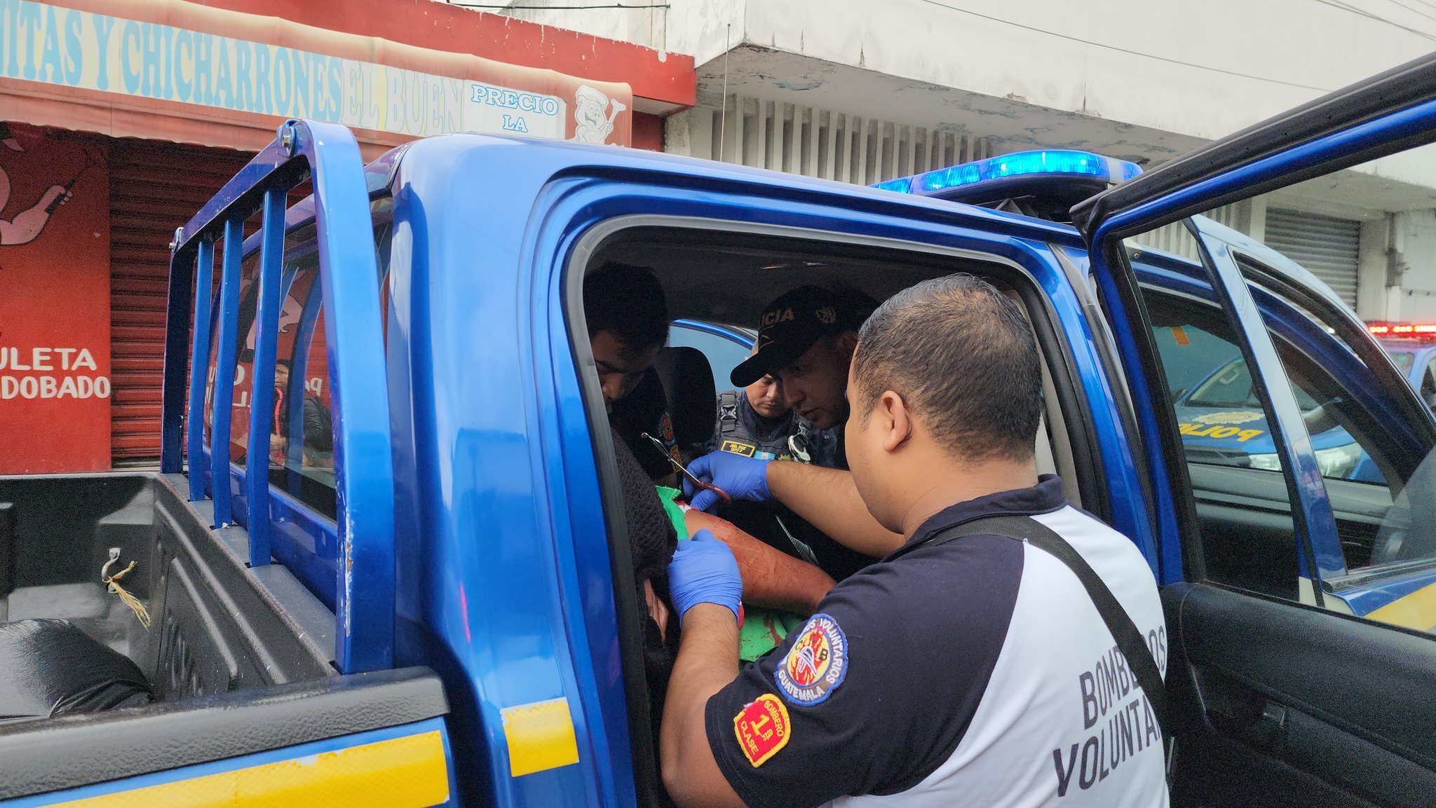 Ataque con arma blanca deja un muerto y un herido